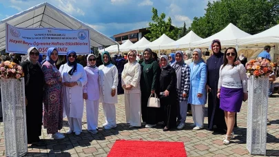 Sapanca Halk Eğitim Merkezi yıl sonu sergisi açıldı