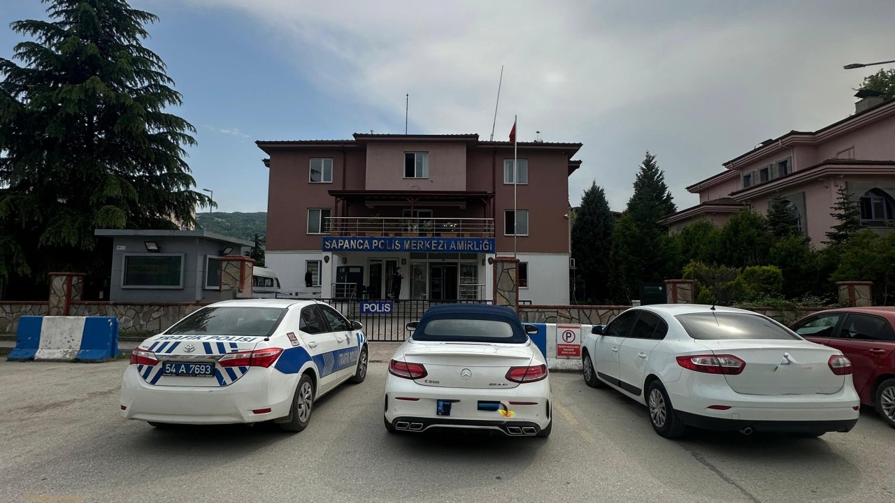 Sapanca'da plakasız otomobille 'drift' yapan sürücüye 80 bin TL ceza
