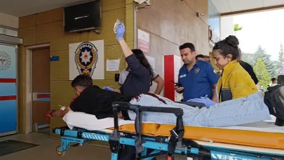 Sokakta tartıştığı kişiyi sırtından bıçakladı