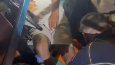 TIR'a arkadan çarpan otomobilin sürücüsü ağır yaralandı