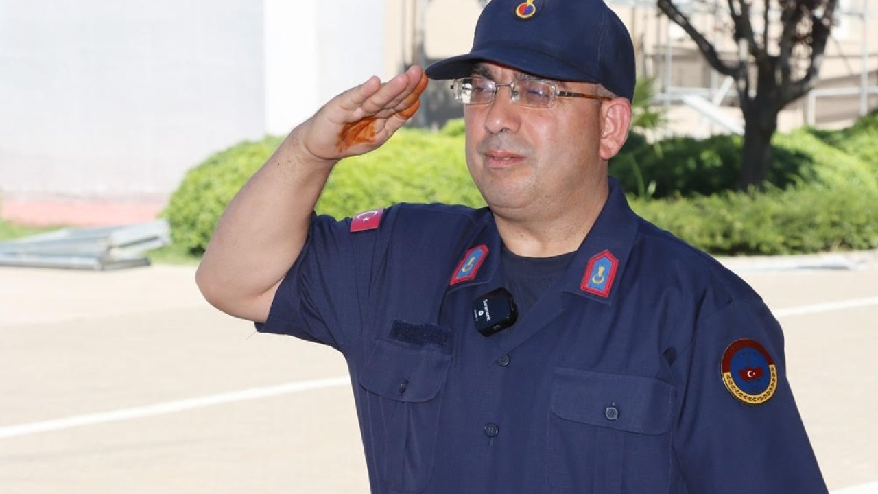 32 yıllık hayali gerçekleşti, 1 günlüğüne asker oldu