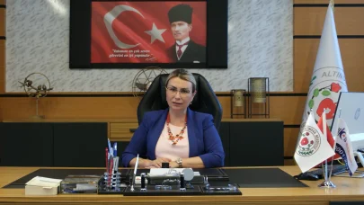 Altınova Belediye Başkanı Fazlaca, partisinden istifa etti