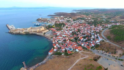 Bozcaada'ya bayramda bazı araçların geçişi yasaklandı