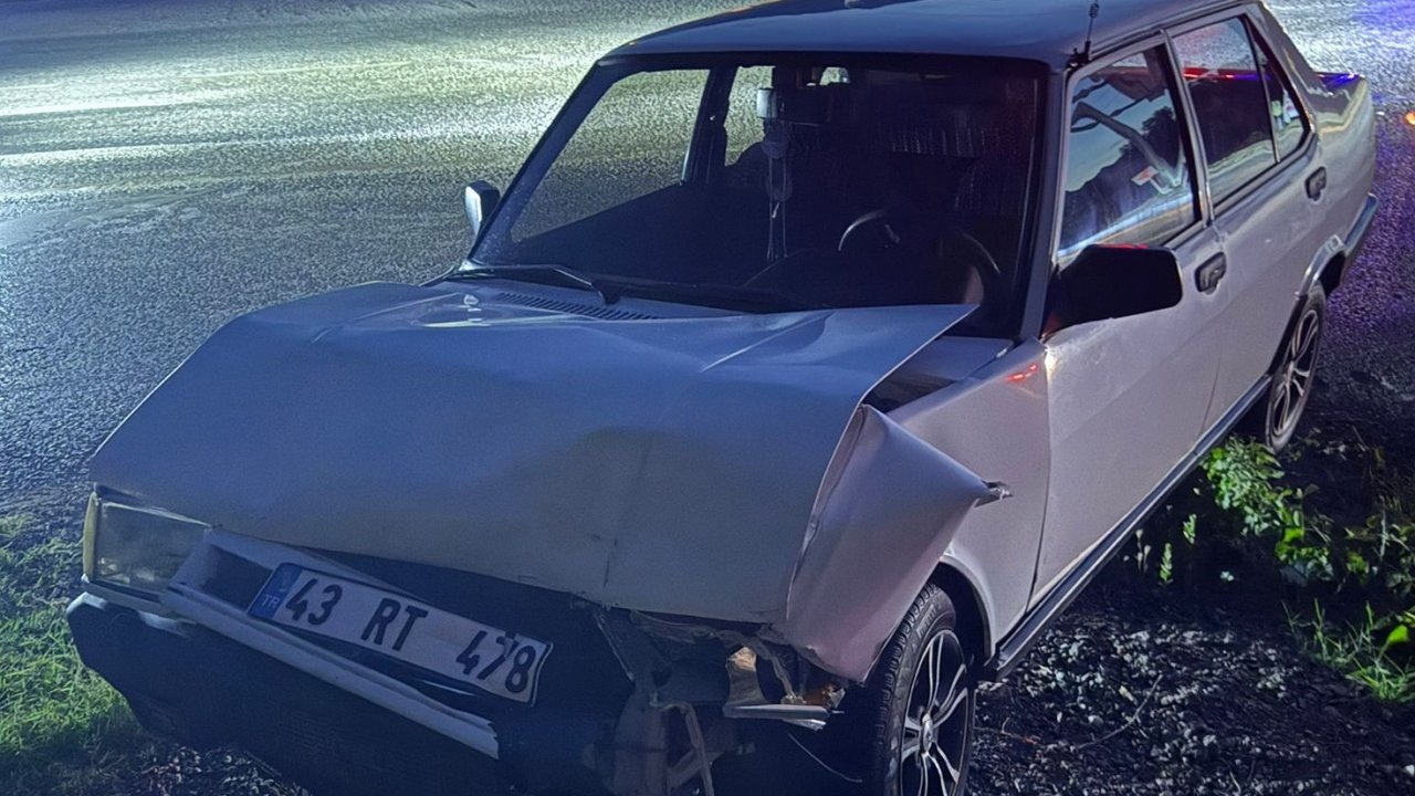 Bursa’da iki otomobil çarpıştı: 2 yaralı