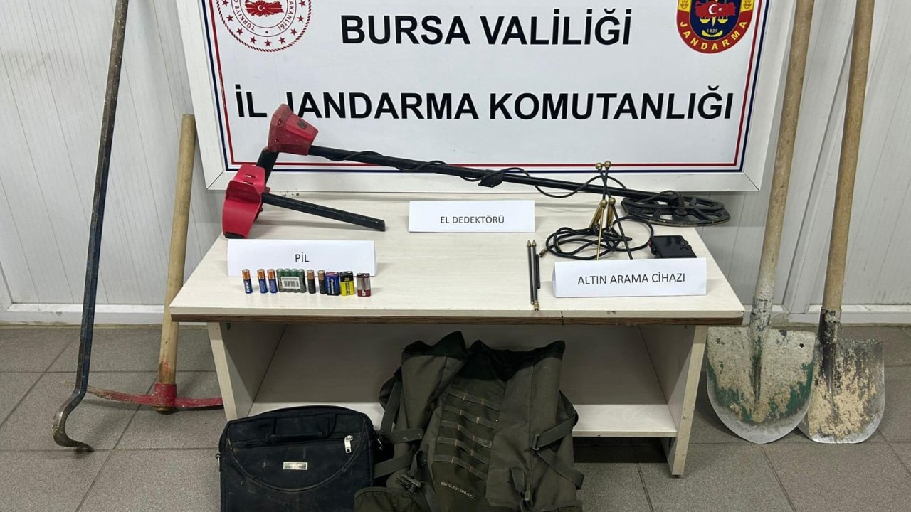 Bursa'da izinsiz kazı yapan 3 şüpheli yakalandı