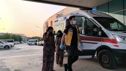 Çadır kentte kalan mevsimlik işçilere pilav ikram etti; 40 kişi hastanelik oldu