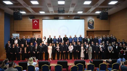 Edirne'de 41 emniyet mensubu rütbe terfisi aldı