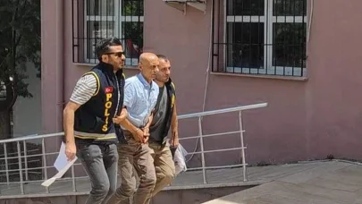 Eşini bıçakla ağır yaraladı