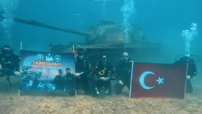 Jandarma, Saros'ta batık tanka dalış yaparak kuruluş yıl dönümünü kutladı