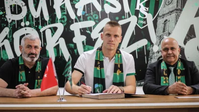 Kocaelispor, Jovanovic ile 2 yıllık sözleşme imzaladı