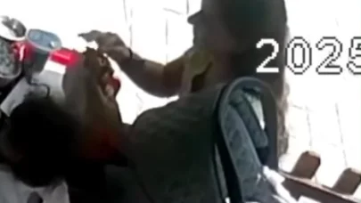 Kopardığı saçını tostunun içine koydu, o anlar kamerada