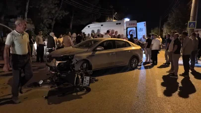 Otomobille çarpışan motosikletli ağır yaralandı