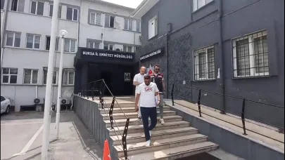 Patronu tarafından 'kredi notu yükseltme' vaadiyle kandırılıp, 817 bin TL dolandırıldı