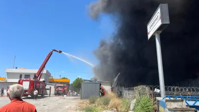 Sakarya'da traktör bayisinde yangın/Ek fotoğraflar