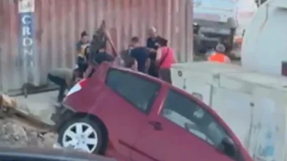 Tekirdağ'da şantiye alanına düşen otomobilde 2 kişi yaralandı