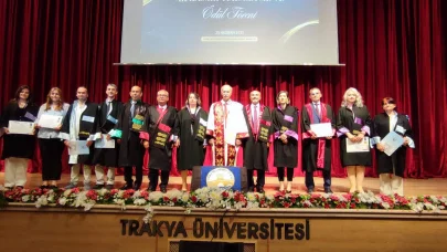 Trakya Üniversitesi’nde 'Akademik yükselme ve ödül töreni' düzenlendi