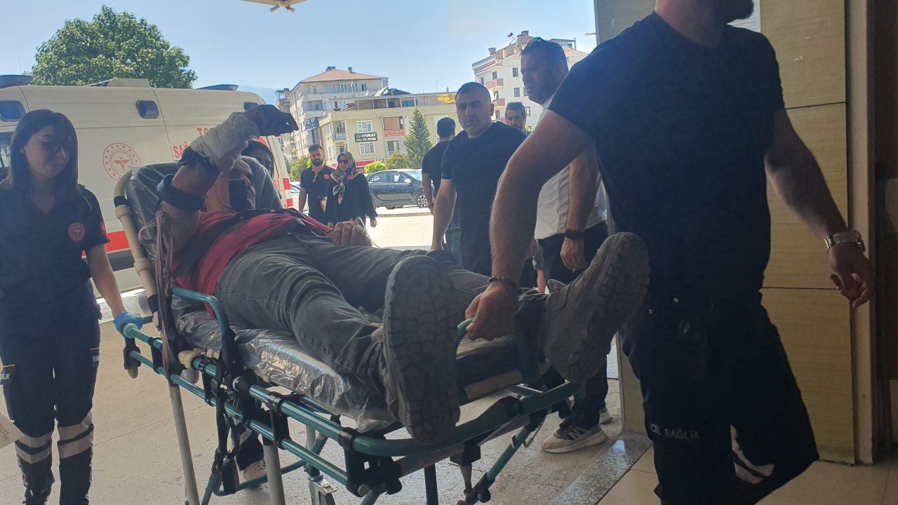 Üzerine cam düşen işçi yaralandı