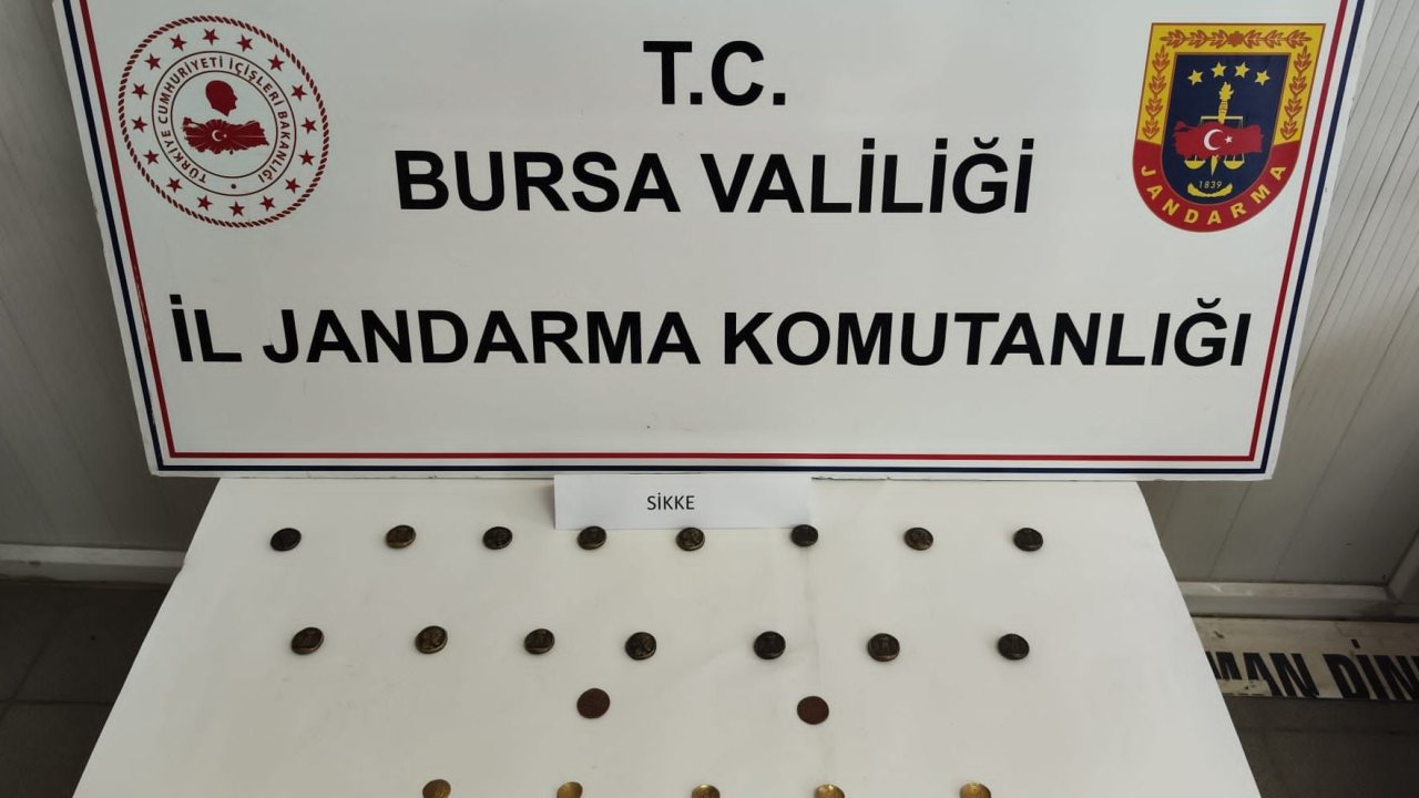 100 bin dolara satmayı planladığı 22 sikke ile yakalandı