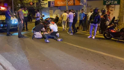 Alkollü motosiklet sürücüsü, çöp kovasına çarparak yaralandı
