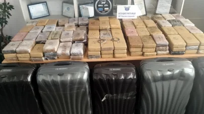 Bulgaristan gümrüğünde, Türkiye’ye girmek üzere gelen cipte 205 kilo kokain ele geçirildi
