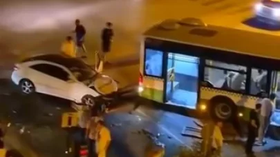 Bursa’da otomobil ile halk otobüsü çarpıştı: 7 Yaralı