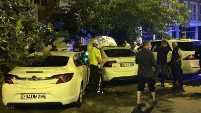 Çorlu'da 3 otomobilin karıştığı kazada 1 kişi yaralandı