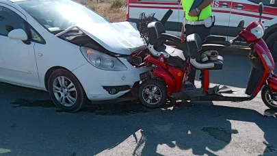 Edirne'de otomobil elektrikli bisiklete çarptı; 1 ölü, 1 yaralı