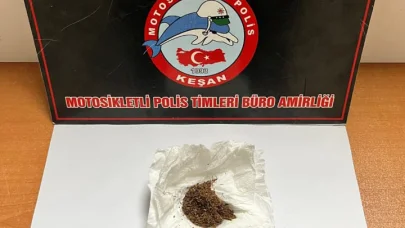 Edirne’de üzerinde uyuşturucuyla yakalanan şüpheliye gözaltı