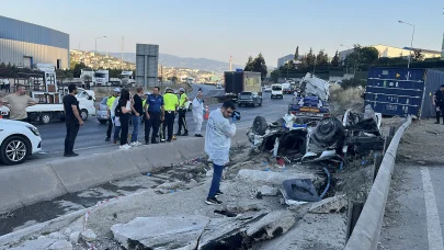 Kocaeli’de iki otomobil ve TIR çarpıştı; 5 ölü, 1 yaralı
