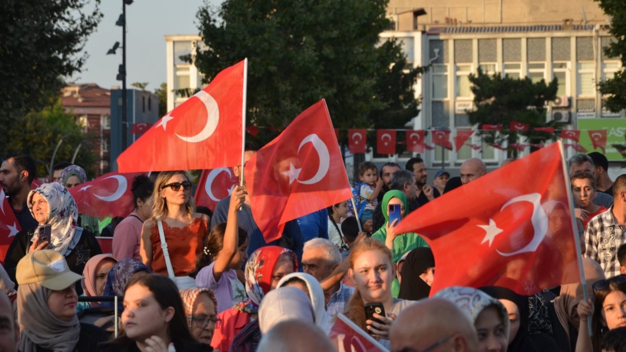 Sakarya'da 15 Temmuz Demokrasi ve Milli Birlik Günü ekinliği