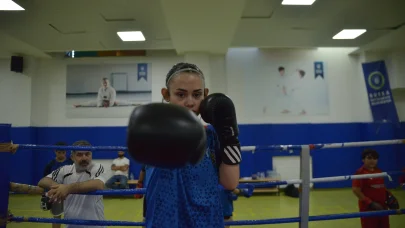 Spora ulaşamayan çocuklar ve gençler, Emniyet Boks Kulübünün ringinden dünyaya açılıyor