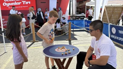 Tekirdağ’da Geleneksel Oyunlar TIR’ı, çocuklarla buluştu