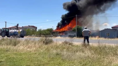 Tekirdağ'da tek katlı müstakil ev, yangında kullanılamaz hale geldi