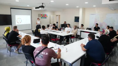 ‘Aile Akademisi’nden mezun olan ilk çiftin nikahını Başkan Yılmaz kıydı