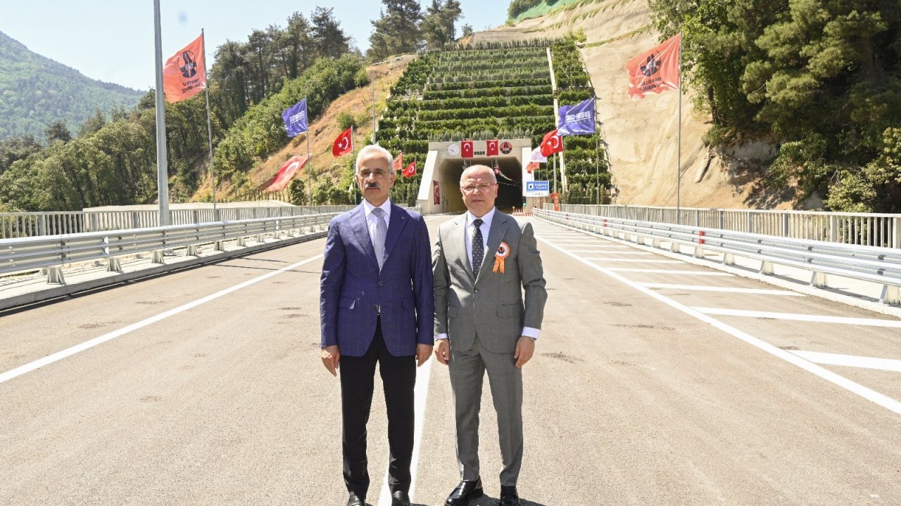 AK Parti Bursa İl Başkanı Gürkan ulaşım yatırımlarını değerlendirdi