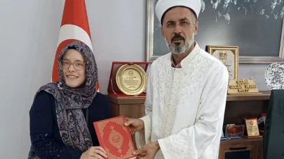 Almanya vatandaşı Saskia Janina Brechtel, Müslüman olup Süheyla ismini aldı