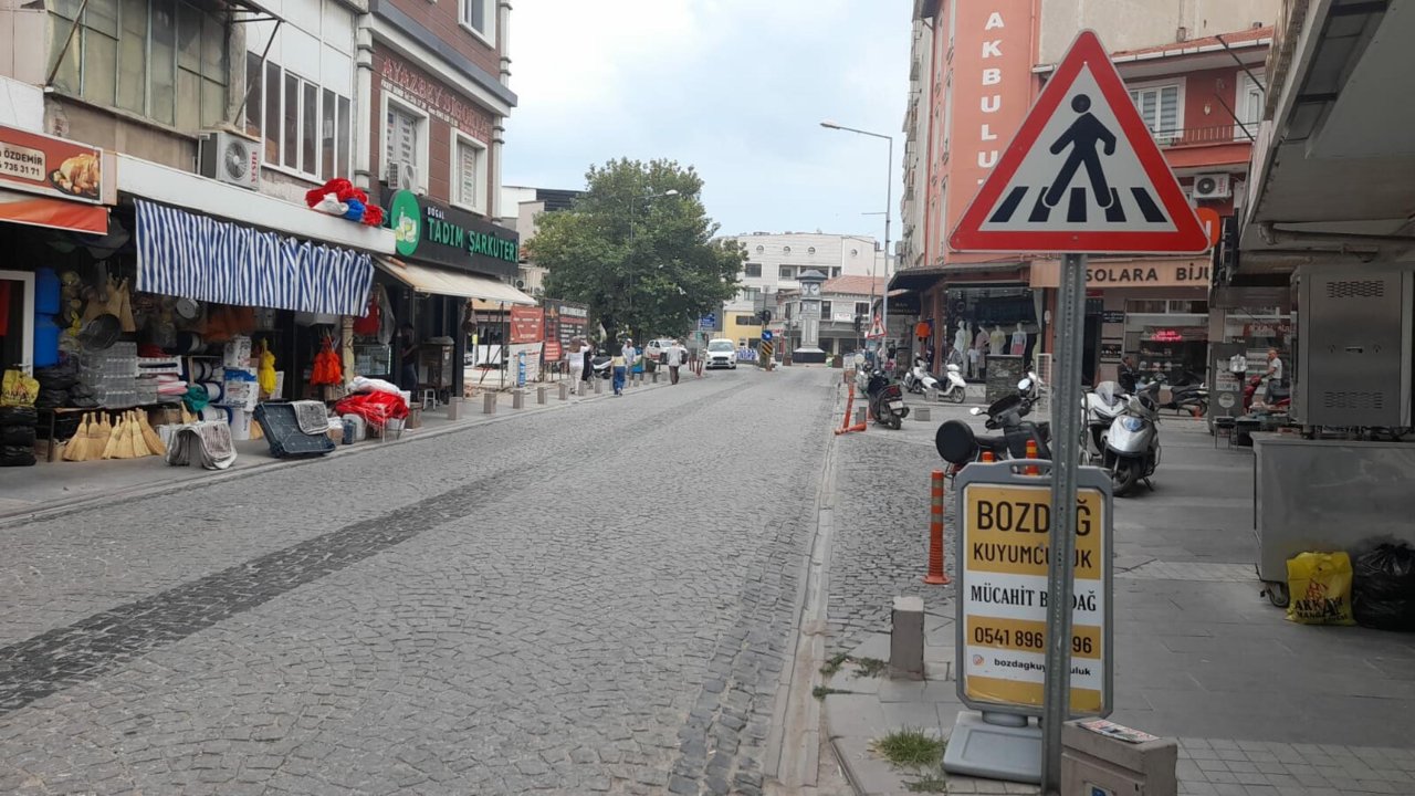 Balıkesir'de 4.2 ve 3.6 büyüklüğünde 2 deprem