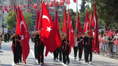 Balıkesir'de Zafer Bayramı coşkusu