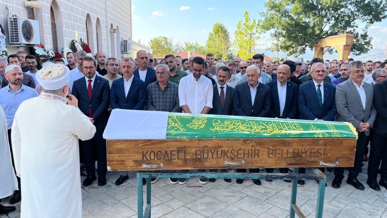 Binali Yıldırım, Cumhurbaşkanı eski danışmanı Serim’in babasının cenazesine katıldı