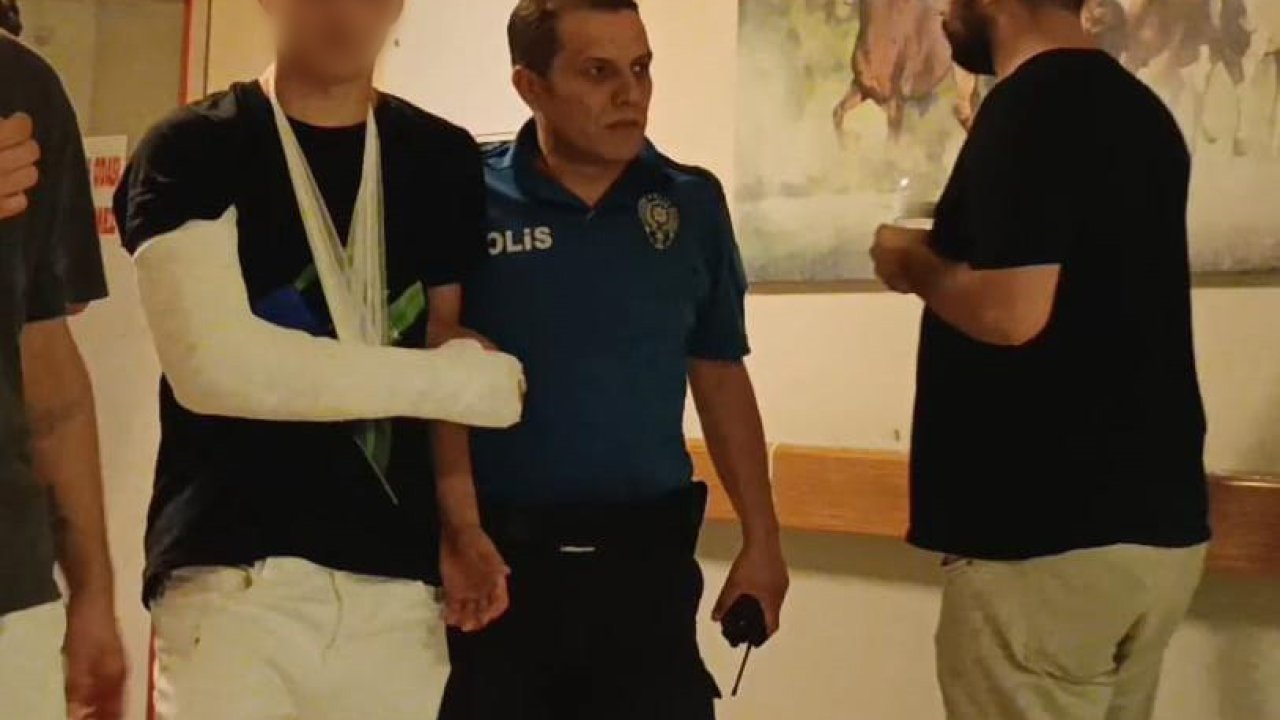 Bursa'da, 'sözlü taciz' kavgasında bıçakla yaralandı