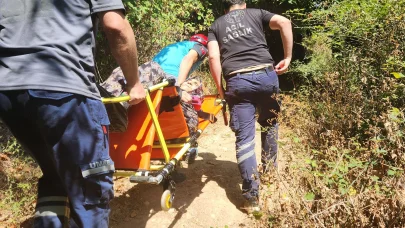 Dağlık alanda fenalaşan 75 yaşındaki kadına AFAD ve UMKE ekipleri ulaştı