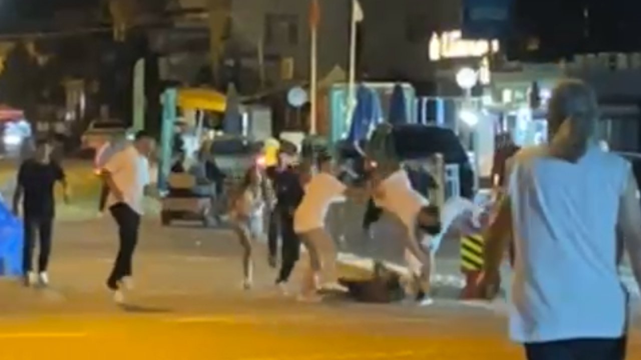 Taşlı, bıçaklı kavga! 6 yaralı