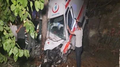 Hasta nakil ambulansı ile çarpışan kamyonetin şoförü gözaltında