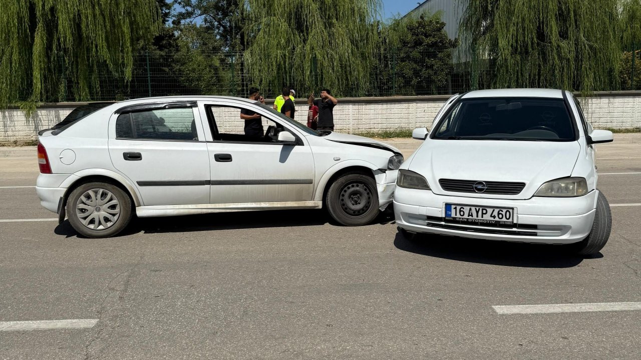 İnegöl’de trafik kazası; 2 yaralı