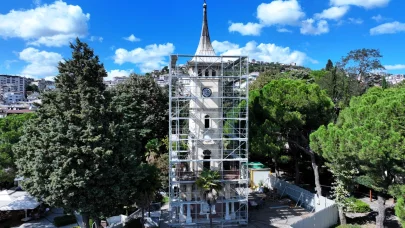 İzmit Saat Kulesi’nde restorasyon çalışmaları başladı