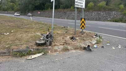 Karasu’da otomobille çarpışan elektrikli bisikletin sürücüsü öldü