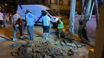 Kocaeli'de altyapı kazısında doğal gaz borusu hasar gördü; mahalleyi koku sardı