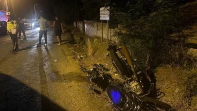 Motosiklet ile elektrikli bisiklet çarpıştı: 1 ölü, 1 yaralı