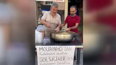 Taraftarlar, Mourinho ve Solskjaer’in gidişi için helva kavurdular