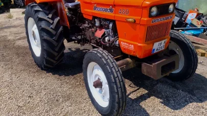 Yangın bölgesine su taşırken hasar gören traktörüne tamir sonrası kavuştu